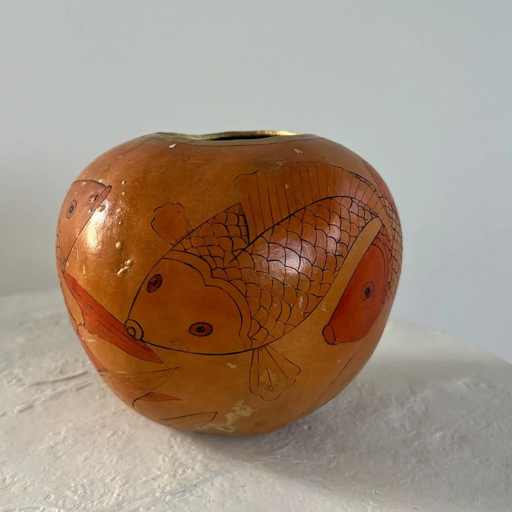 GORGEOUS VINTAGE ONE OF A KIND HAND-PAINTED GOURD W/ ORANGE/GOLD KOI FISH DESIGN